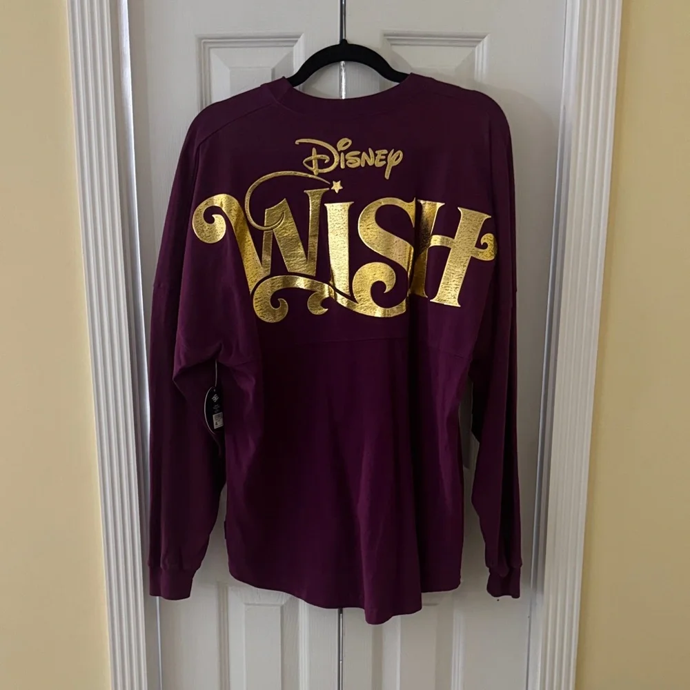 Disney’ Wish Cruise line Spirit Jersey with Gold Logo - Picture 2 of 2